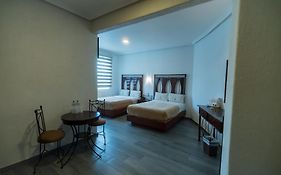 Hotel Alcazar
